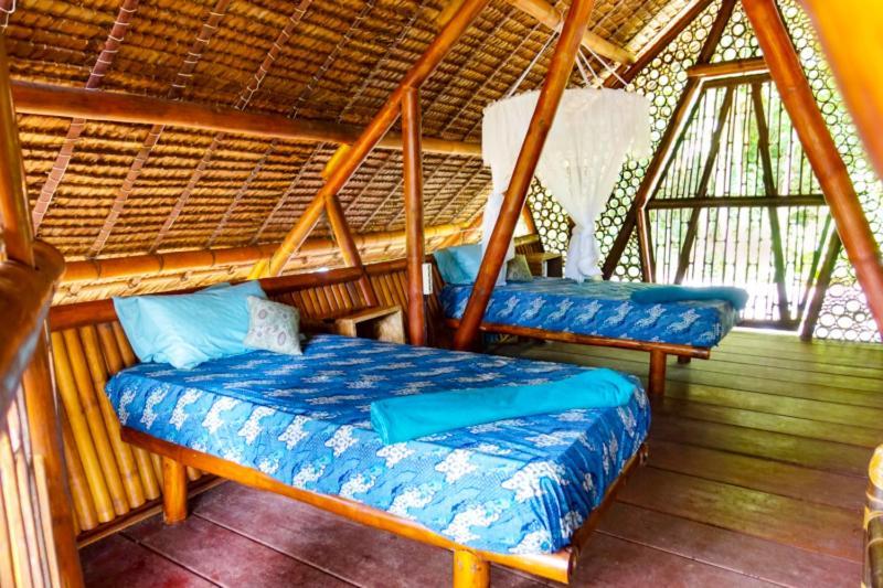 Отель Southern Mentawai Outpost Sibigau Island Экстерьер фото